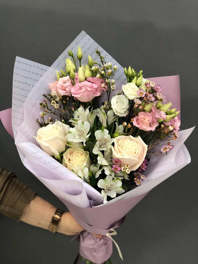 Букет цветов из: Альстромерии, Розы и Лизиантусы в Ярославской Краснодарский край