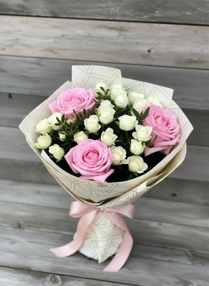 Букет цветов из: Розы в Ярославской Краснодарский край