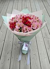 Букет цветов из:  Альстромерии в Ярославской Краснодарский край