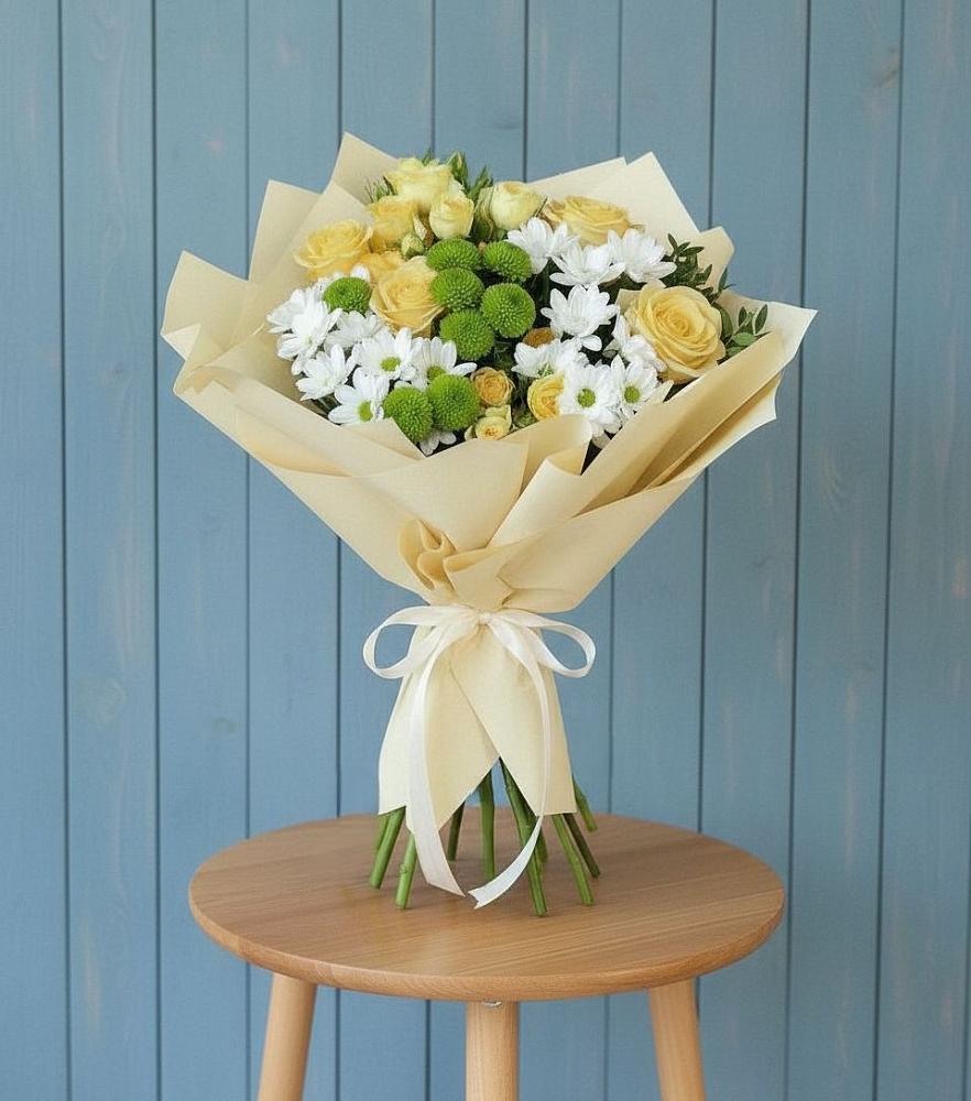 Букет цветов из: Хризантемы и Розы в Ярославской Краснодарский край