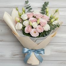 Букет цветов из:  Лизиантусы в Ярославской Краснодарский край