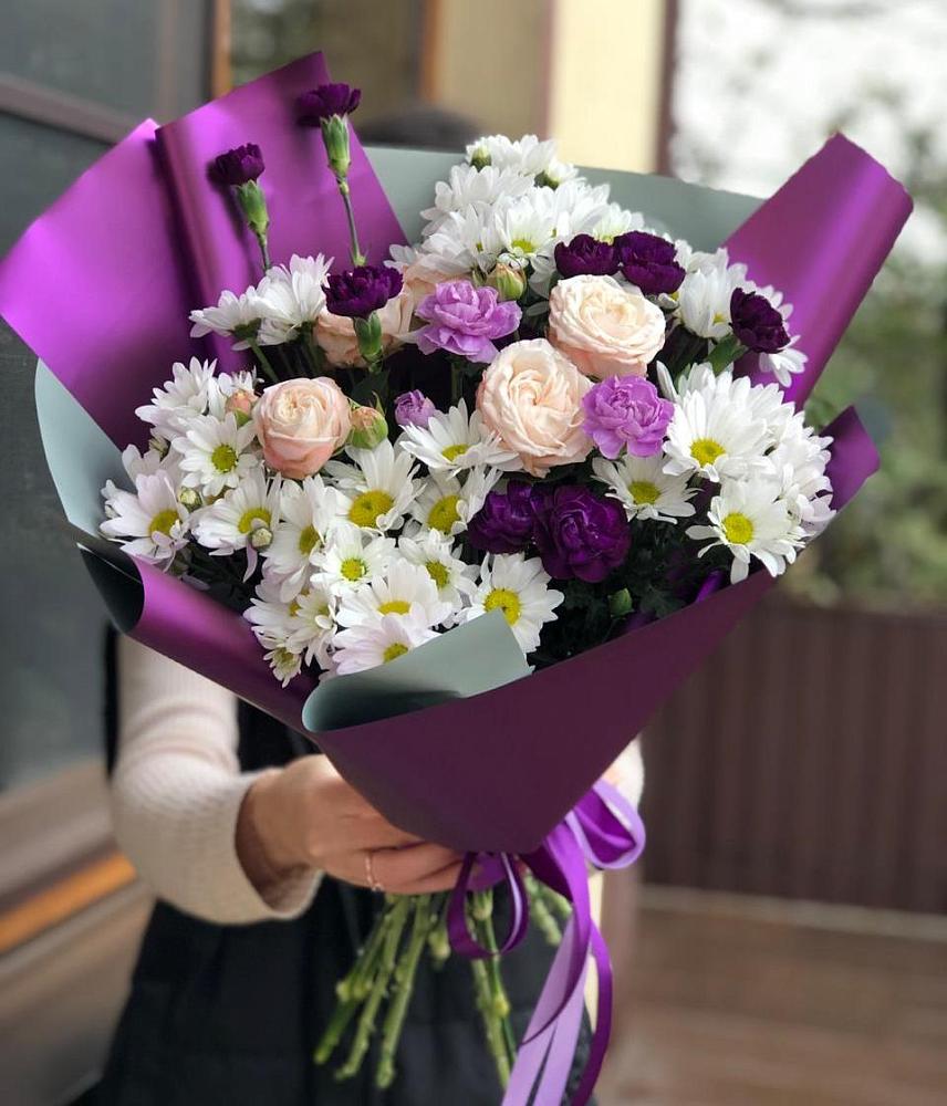 Букет цветов из: Хризантемы, Гвоздики и Розы в Ярославской Краснодарский край