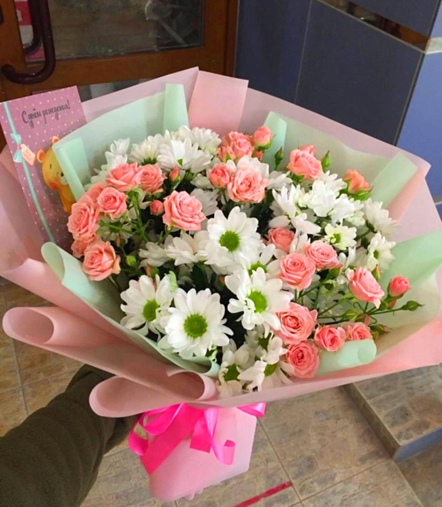 Букет цветов из: Розы и Хризантемы в Ярославской Краснодарский край