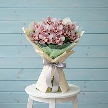 Букет цветов из:  Орхидеи и Розы в Ярославской Краснодарский край
