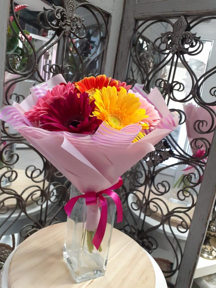 Букет цветов из: Герберы в Ярославской Краснодарский край