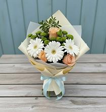Букет цветов из:  Герберы, Розы и Хризантемы в Ярославской Краснодарский край