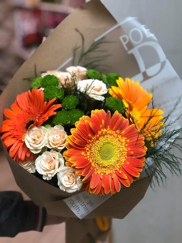 Букет цветов из: Герберы, Хризантемы и Розы в Ярославской Краснодарский край
